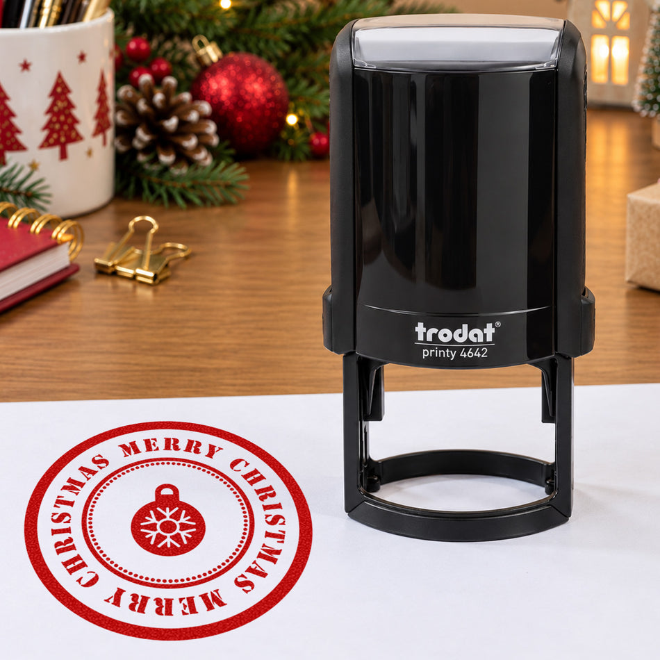 Trodat 4642 'Merry Christmas' Self-Inking Stamp – 42mm Round with Bauble Design